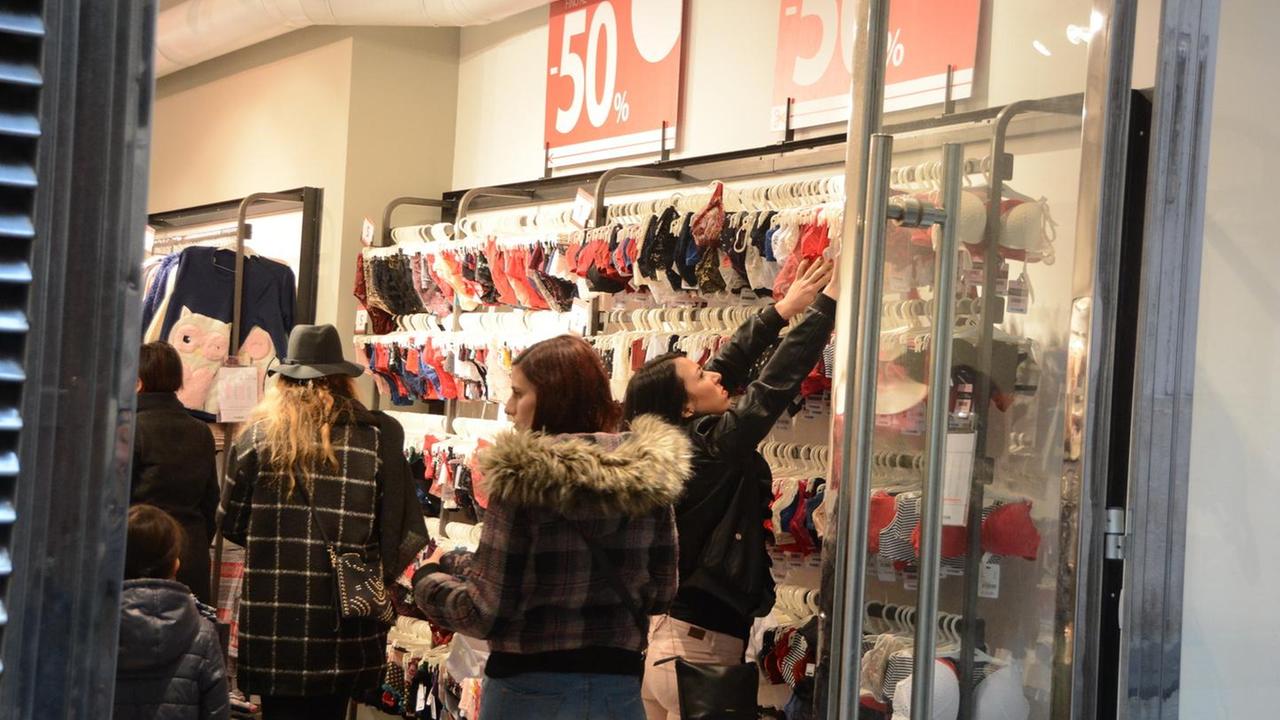Saldi al via, nell’isola un giro d’affari da 56 milioni