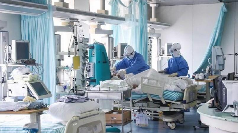 Covid, tre morti e 1240 nuovi positivi