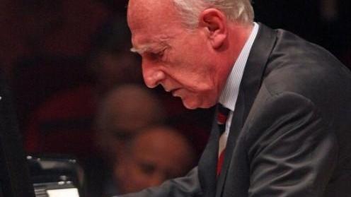 Gli 80 anni di Pollini «I pianisti invecchiano ma grazie alla musica il tempo si ferma»