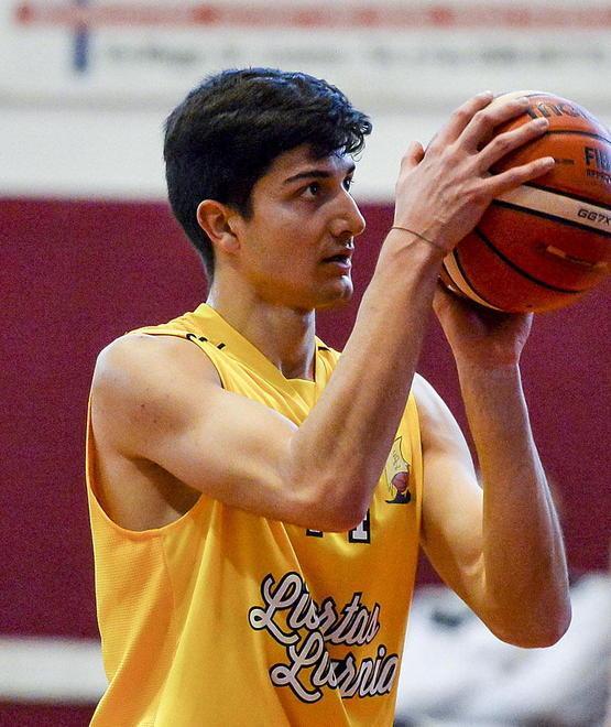 Basket, la pandemia mette il freno ai campionati minori Ma la serie B gioca 