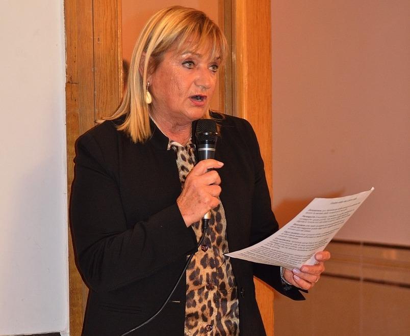Lions e Caritas insieme a scopo benefico Donati generi alimentari a 70 famiglie 