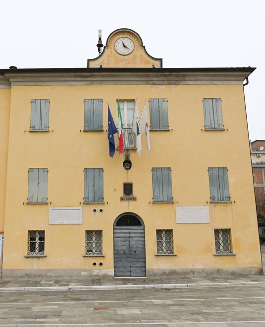 Astensioni, resa dei conti al pub «La maggioranza è in affanno» 