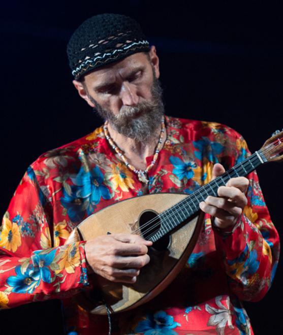 Il mandolinista Aonzo stasera di scena a Radio3