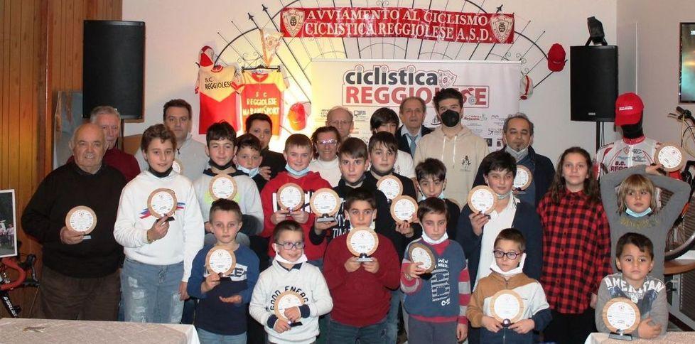 Ciclistica Reggiolese in festa premiati i giovani atleti