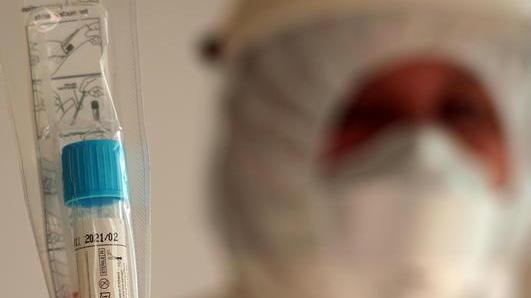 «Lei risulta positiva, le blocchiamo il pass», ma il test è di un’altra. Ecco l’odissea di una donna di Montemerano