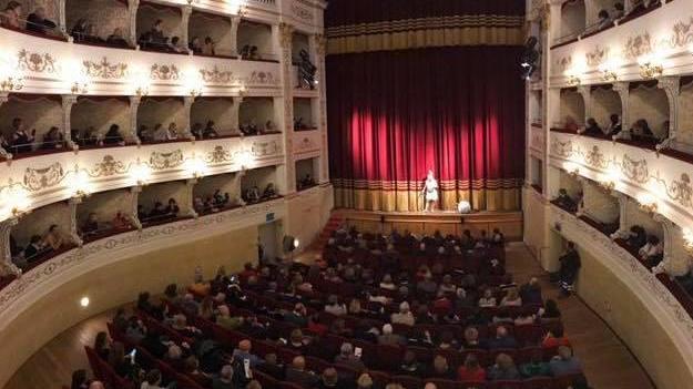 Si alza il sipario dell’Alfieri Ecco la nuova stagione teatrale