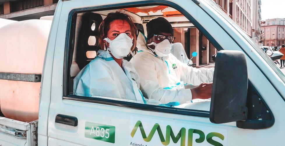 Rifiuti, in campo la Protezione Civile «Segnalateci i casi, attiveremo Aamps» 