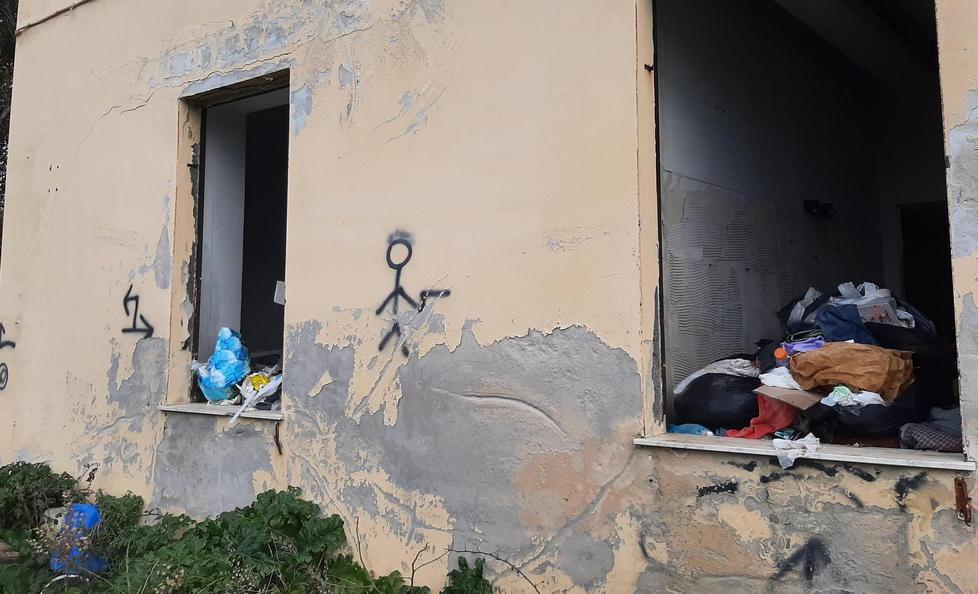 Forze dell’ ordine e studenti per dire no alle dipendenze 