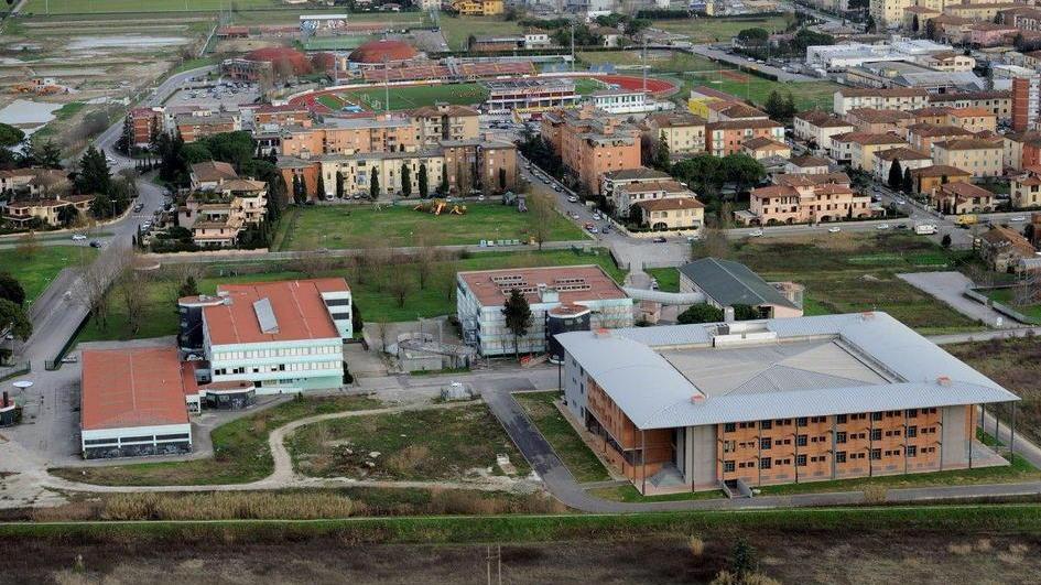 Rientro a scuola presidi in ansia tra prof isolati e studenti in dad