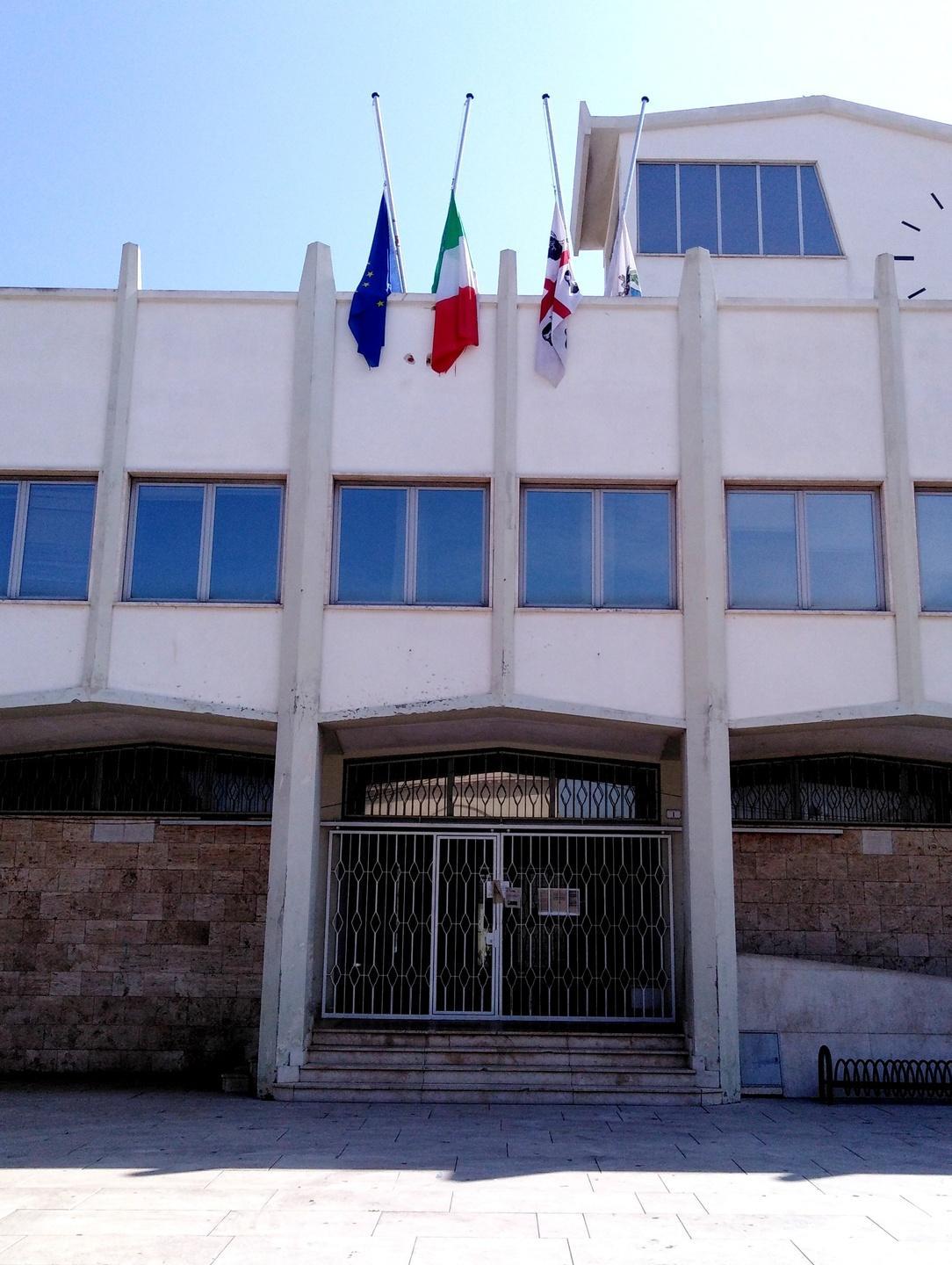 Il Consiglio: ok al debito con Abbanoa 