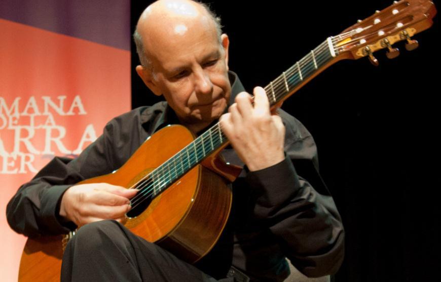 Armando Marrosu durante un concerto