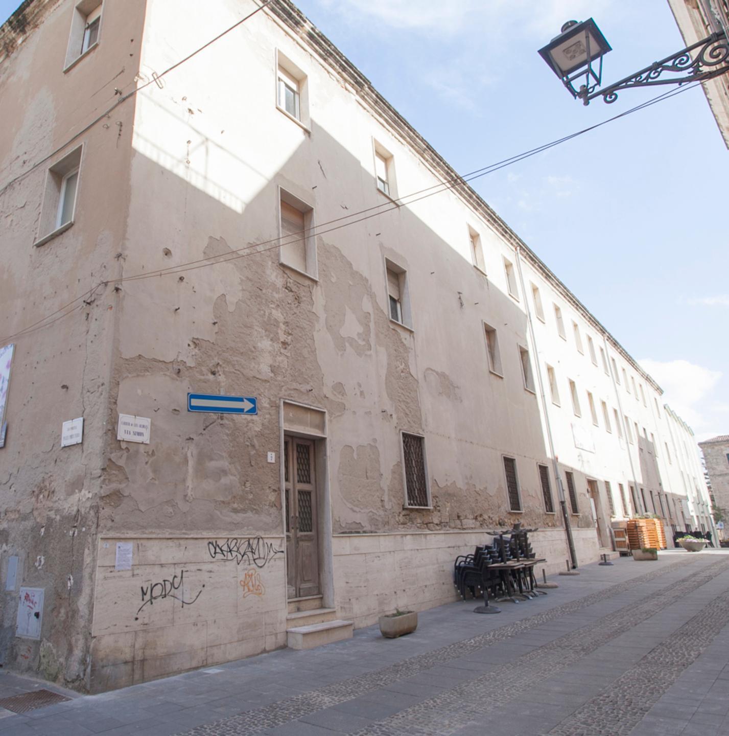 Pioggia di euro sul centro storico 