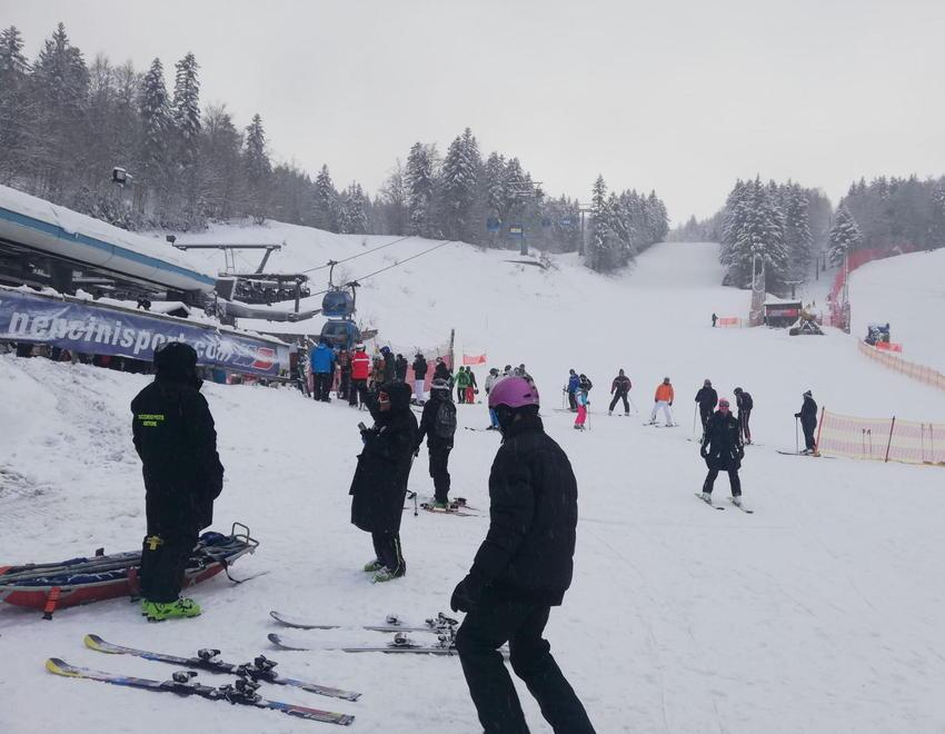 Sciatori ieri all’Ovovia di Abetone