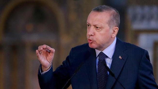 Turchia: Erdogan attacca l'arte occidentale, è immorale