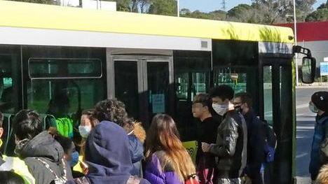 Trasporti scolastici garantiti alla ripresa