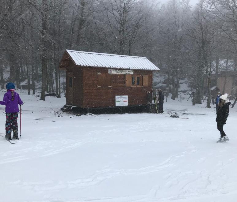 La Befana porta una “calza” di neve Amiata imbiancata e pronta a riaprire 