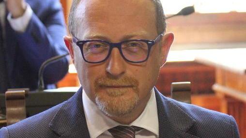 Covid, 1.293 nuovi casi e una vittima La Lega sull’obbligo vaccinale: «Follia»