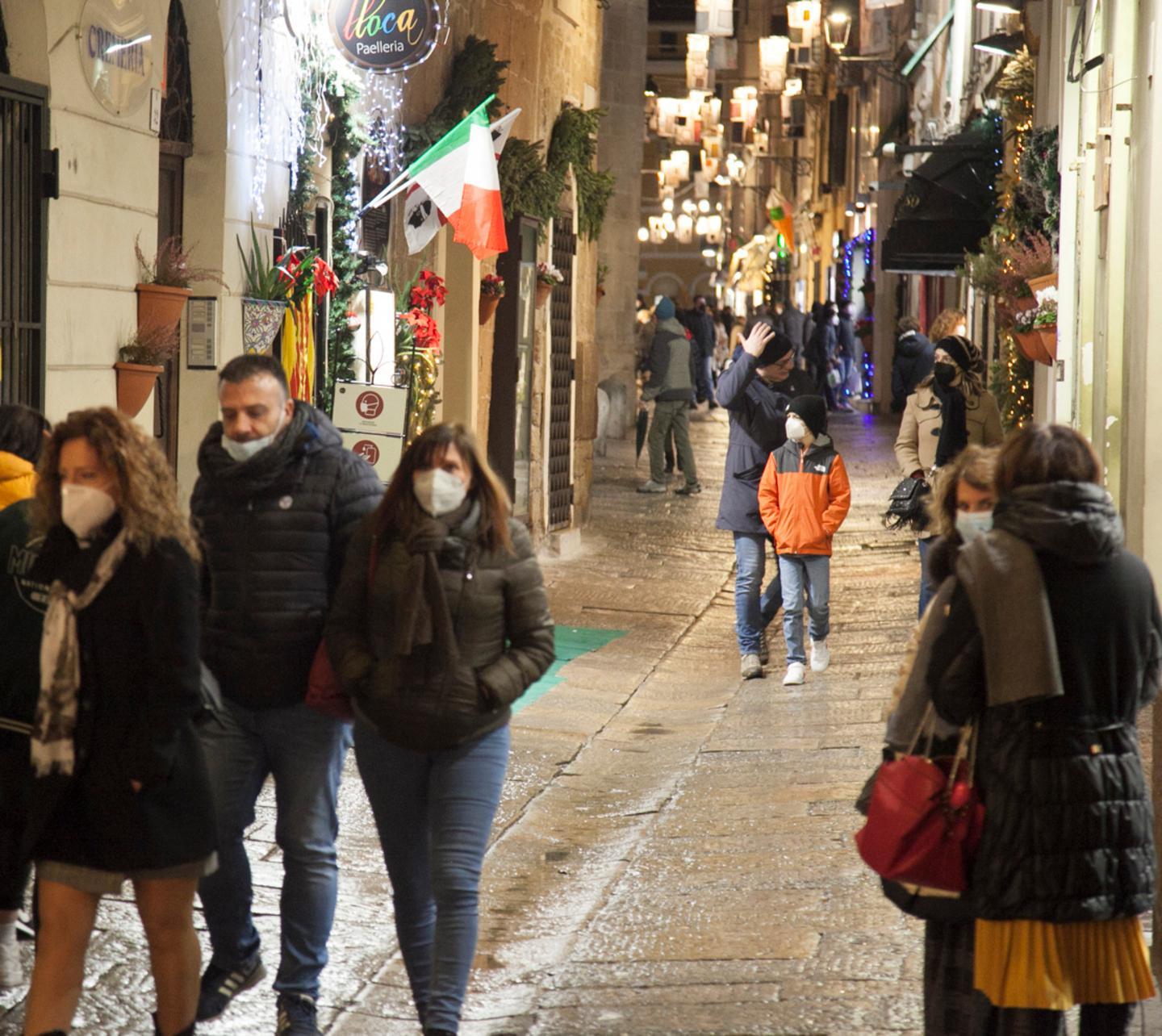 I saldi in centro partono a rilento 