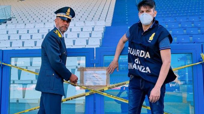 Si gioca, ma lo stadio di Ferrara torna davanti ai giudici