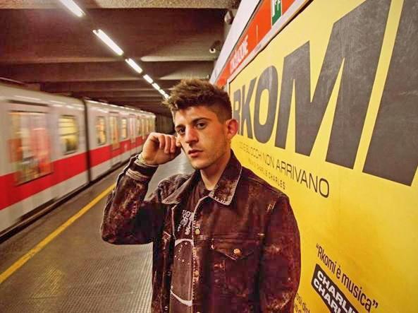 È l'album di Rkomi il più venduto. Sangiovanni al top dei singoli