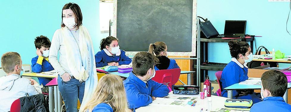 Ricomincia la scuola, appello dei sindaci reggiani: «Proteggete i vostri bambini, vaccinateli»