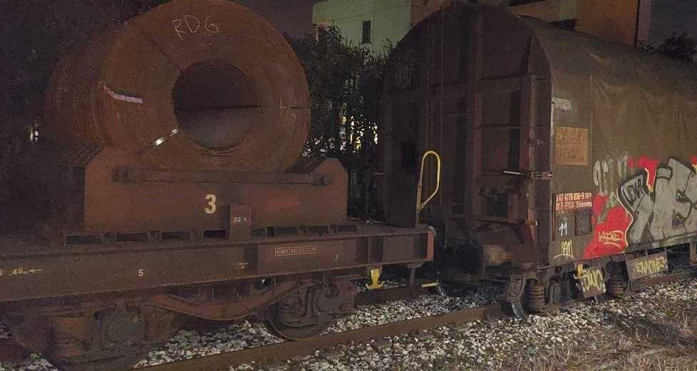 Guastalla, traversine dei binari rotte: la tratta resta ancora chiusa 