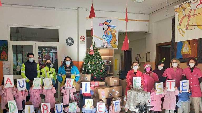 Raccolta alimentare dei bimbi della scuola