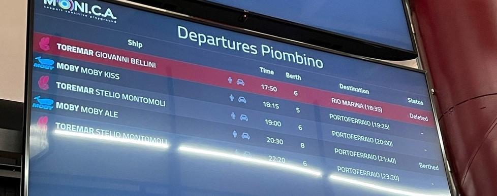 Operatori dell’ospedale fermi al porto di Piombino per la nave “fantasma”