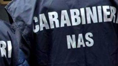 Ristorante etnico pizzicato senza cartello “anti contagio”