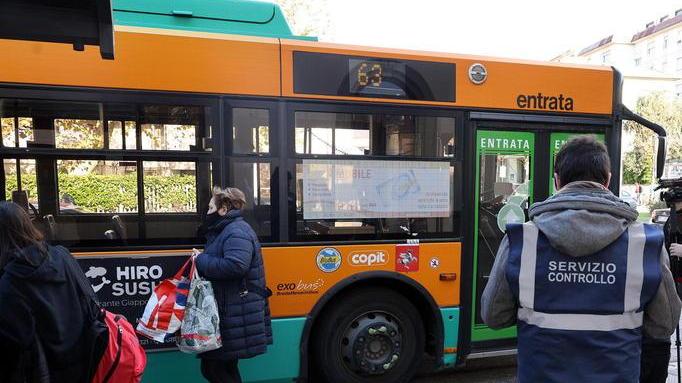 Personale falcidiato dal Covid ma il servizio autobus si salva