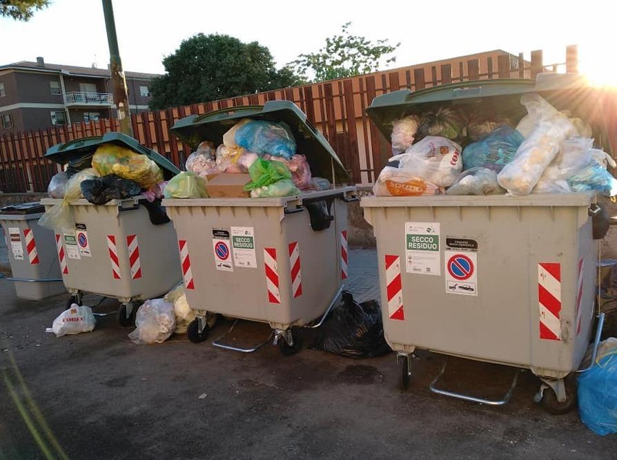 «Raccolta rifiuti e strade le criticità da risolvere»