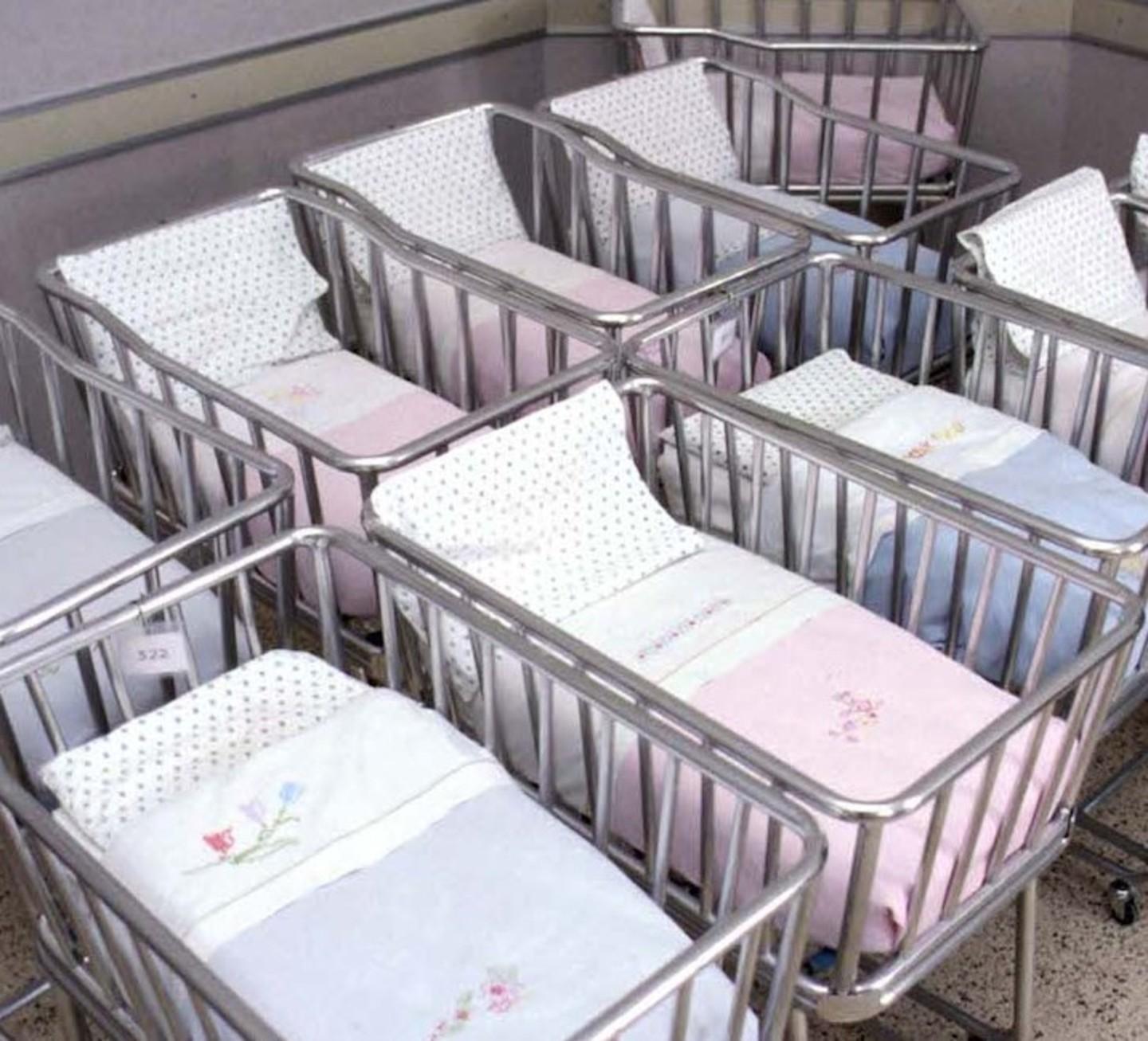 Un’isola sempre più vuota, dalle statistiche i dati del suicidio demografico 