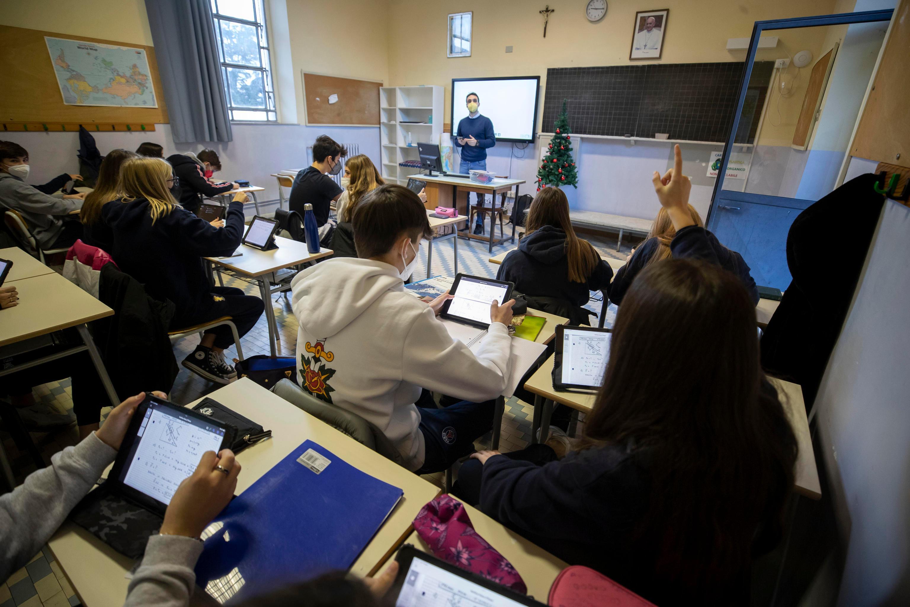 Rientro a singhiozzo nelle scuole della Sardegna