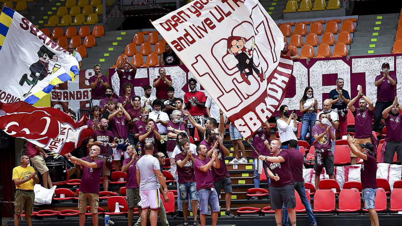 Derby rinviato, la Libertas: "Basta con le diffamazioni, passiamo alle vie legali"