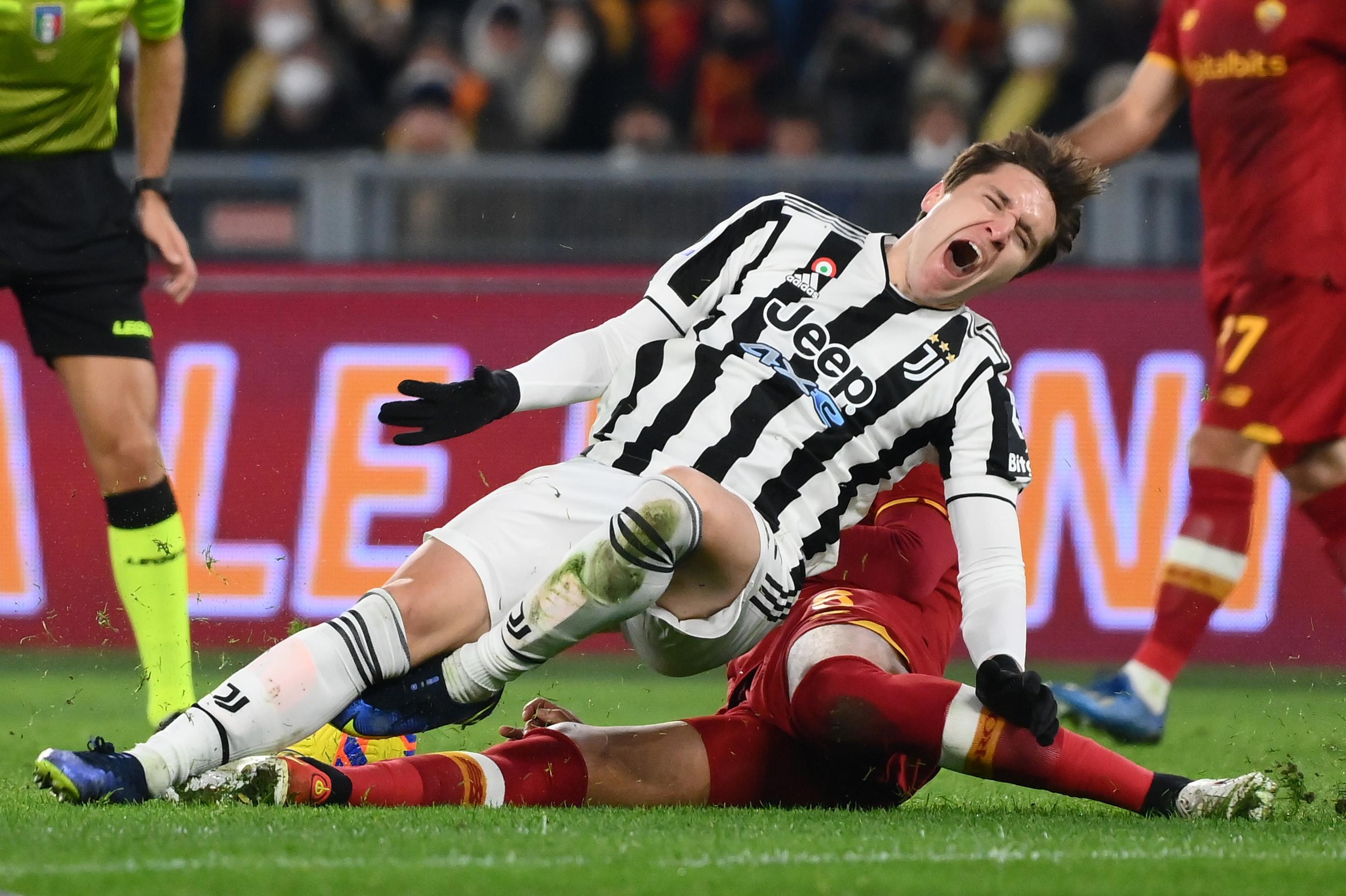 Chiesa, lesione al legamento crociato: stagione finita