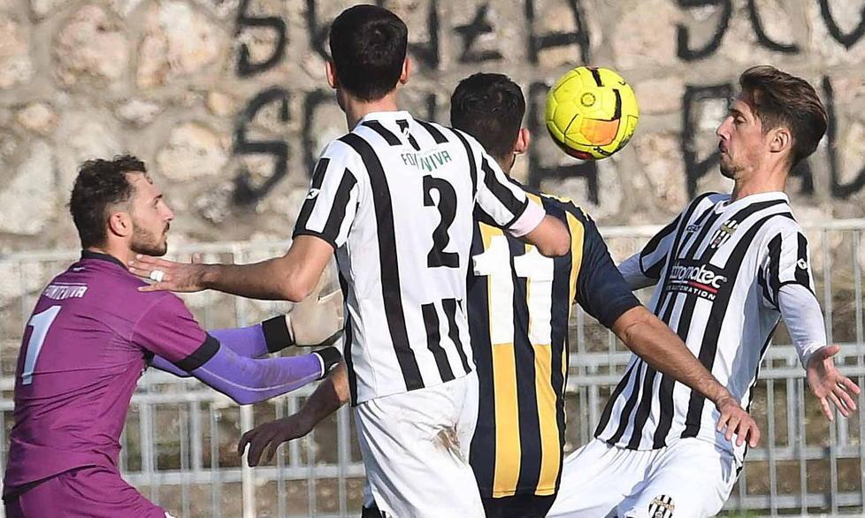 Massese, allenamenti da domani Nel gruppo squadra due i positivi Ecco il programma dei bianconeri
