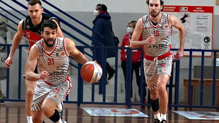 Grande impresa dell’Etrusca Getta il cuore oltre l’ostacolo e batte Legnano al fotofinish