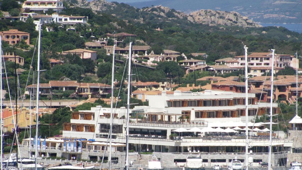 La Regione vende le proprietà nello Yacht club della Costa Smeralda