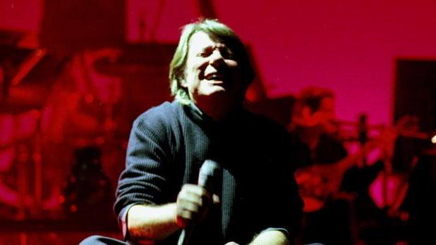 De Andrè allo stadio e quella litigata tra i politici per l’incasso. Tutti i retroscena del concerto di Faber all'Ardenza
