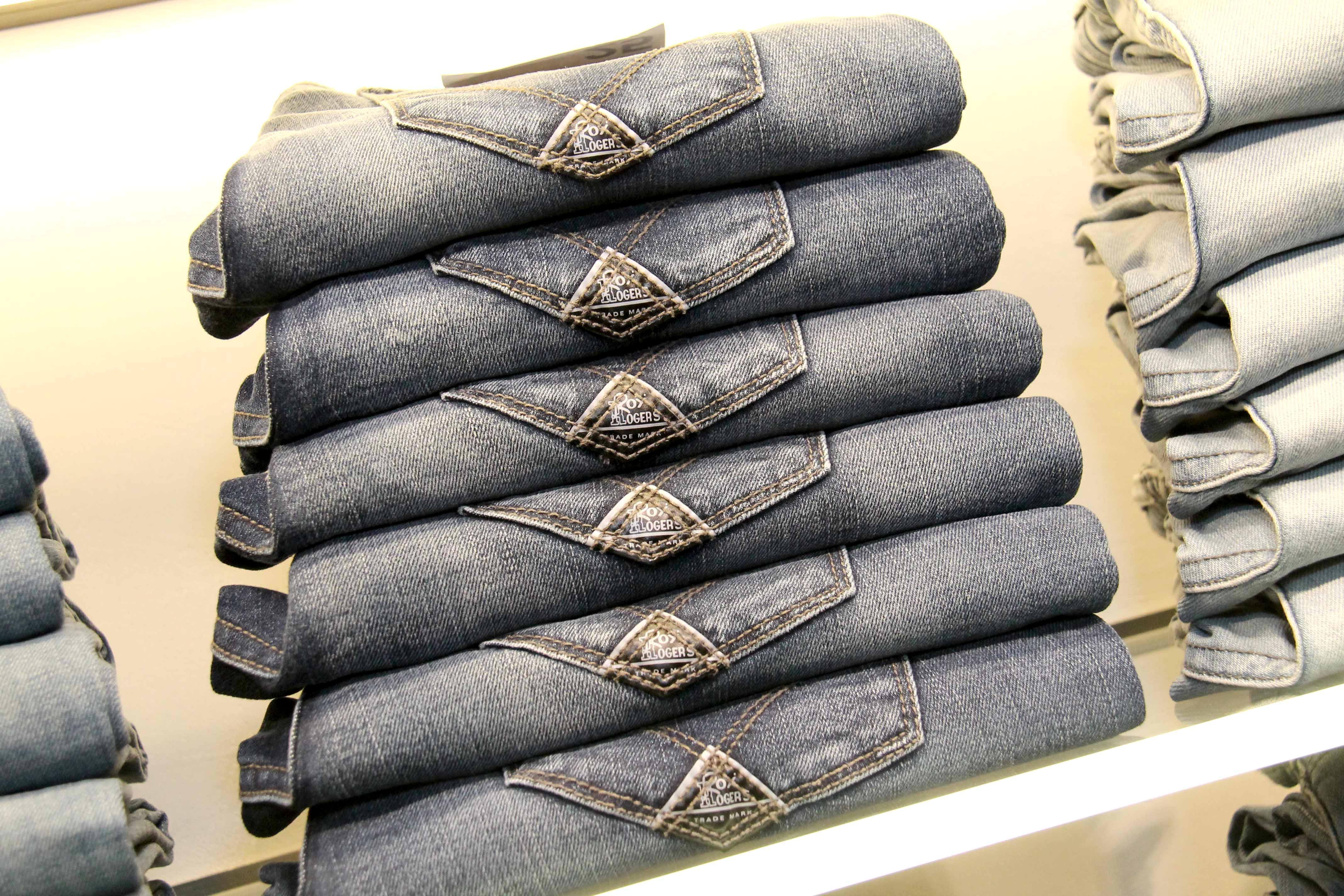 Roy Roger's, il famoso jeans toscano festeggia i 70 anni: perché si chiama così e le novità per il compleanno