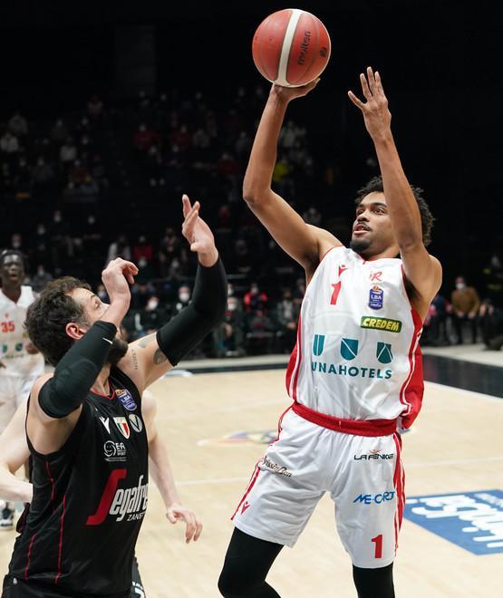 Difesa remissiva e americani in crisi la Unahotels deve reagire sin da Trieste 