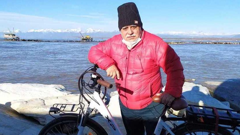 Bici elettrica nuova rubata, al suo posto ne trova una vecchia