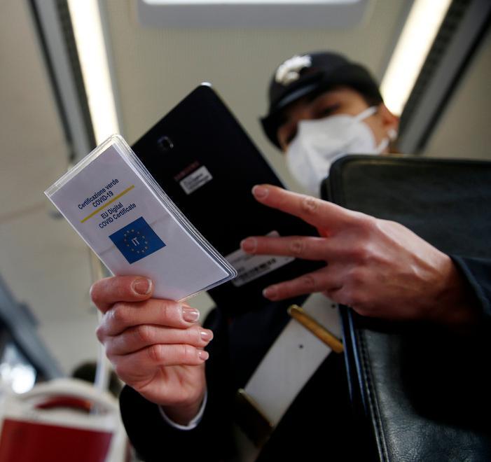 Green pass e mascherine: controlli ma poche sanzioni 