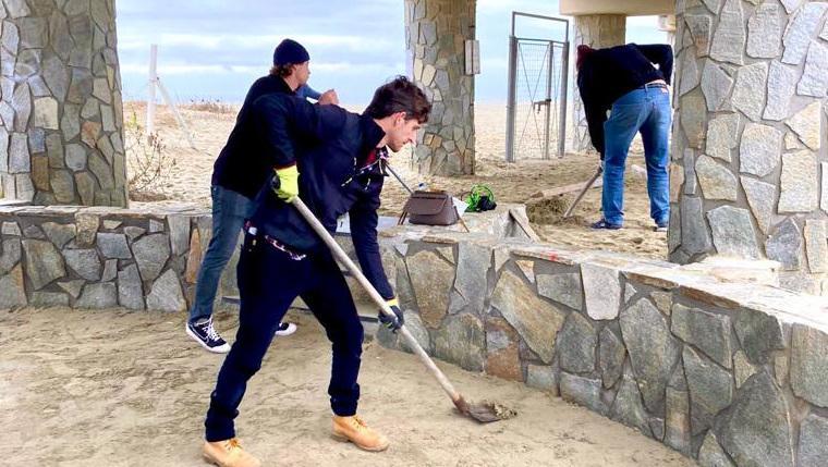 Partiti nel sotto pontile i lavori al servizio del surf e non solo