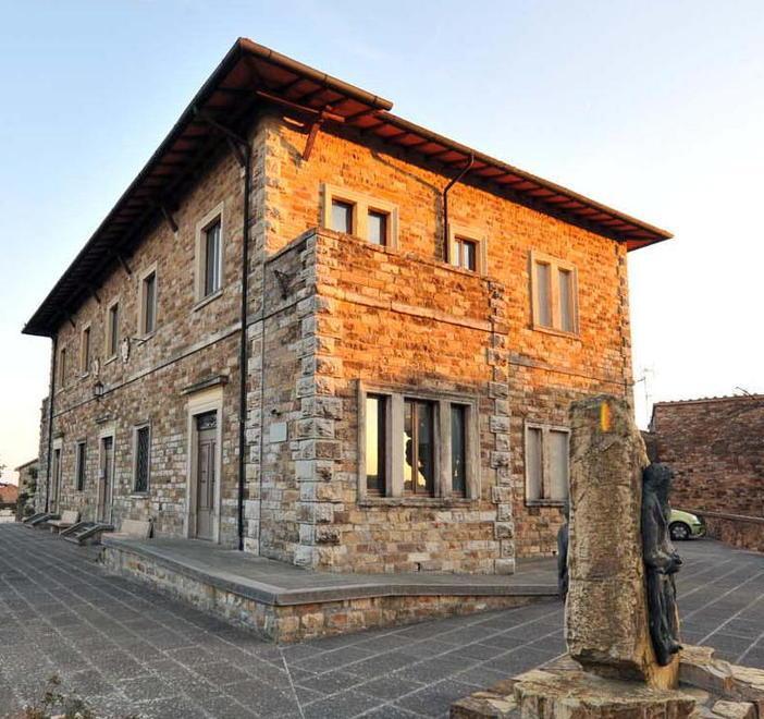 Covid, positivi due impiegati oggi sanificazione del Comune