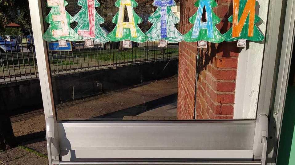 Porte e infissi sostituiti, rientro a scuola garantito in sicurezza