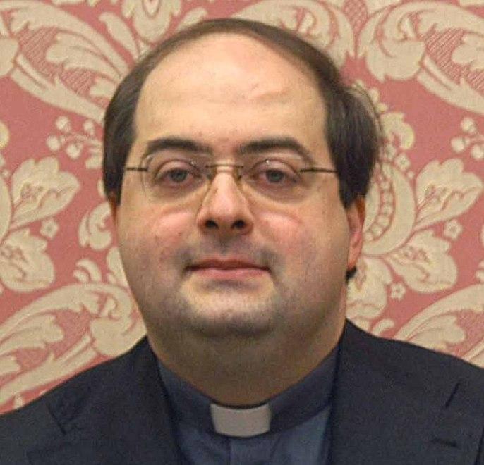 Il sindaco: «Benvenuto al nuovo pastore Camisasca ci ha guidati nella pandemia» 