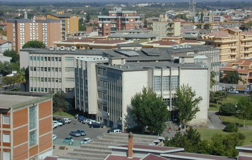 «Schiaffi alla compagna incinta, condannatelo» 