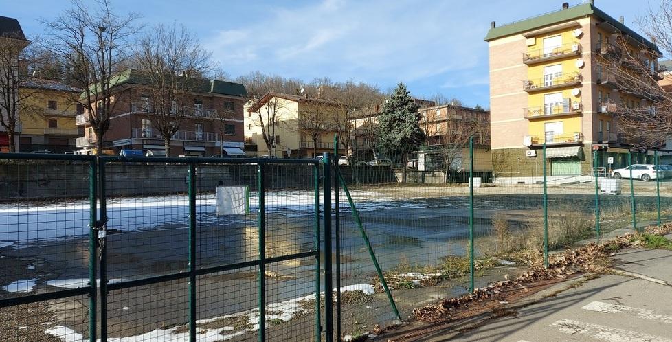 Pavullo. L’area ex Esso messa in vendita su Subito.it: «Si faccia avanti il Comune» 