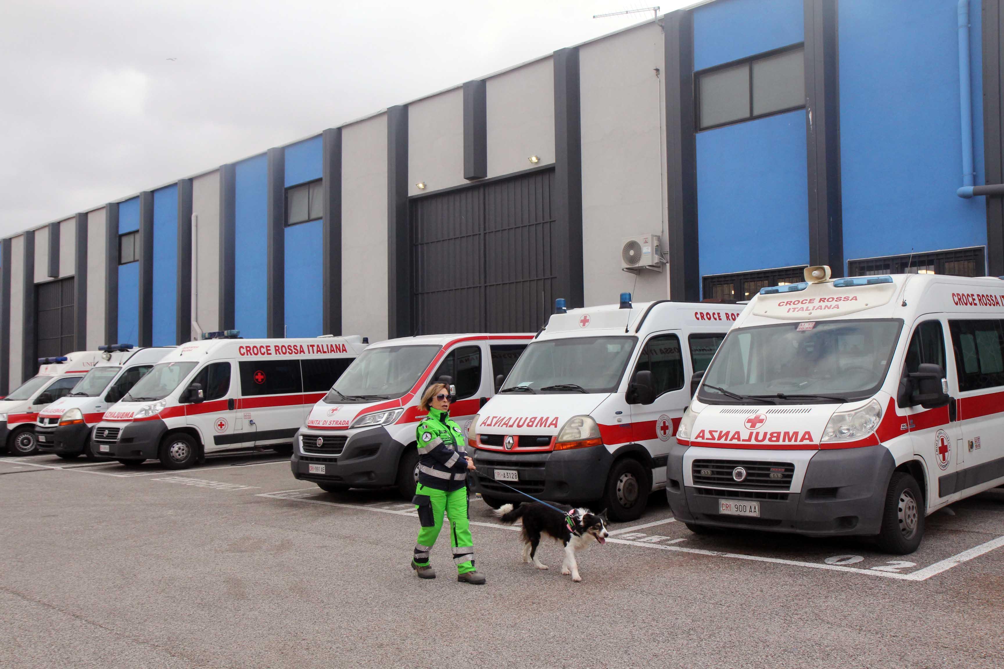Ambulanze della Croce rossa (foto d'archivio)